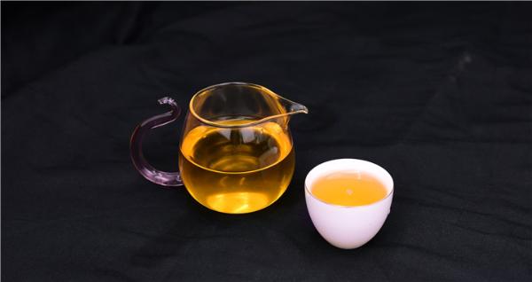 普洱茶压制的图案怎么画