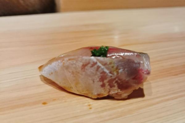 小鱼刺在肉里能烂掉吗