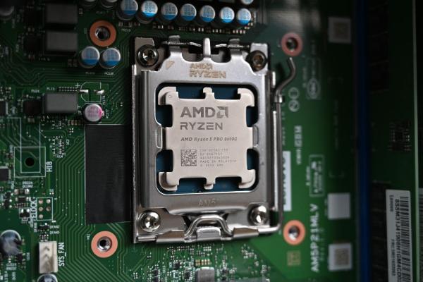 AMD锐龙5 8600G VS 酷睿 i5‑14500：谁能扛起商用PC的重任？