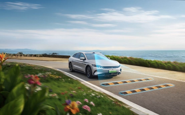 比亚迪汉EV长续航版上市，百公里电耗低至10.6kW·h，补贴后17.38万起售