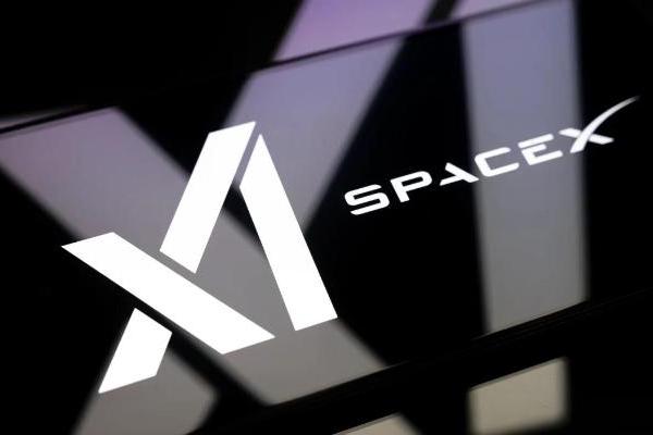 xAI并入SpaceX背后：自身已无AI能力，马斯克想做“AI包租公”