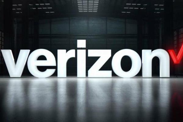 美国运营商Verizon全面押注谷歌AI，把家底都搬上了云端