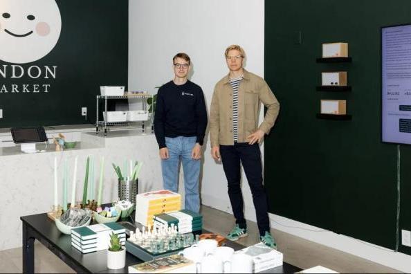 Claude解雇人类员工？AI竟成背黑锅的！