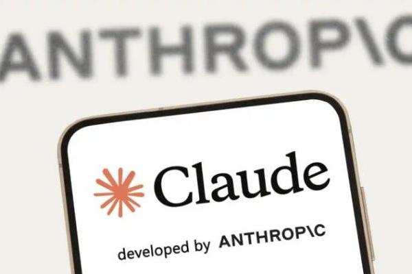 Claude解雇人类员工？AI竟成背黑锅的！