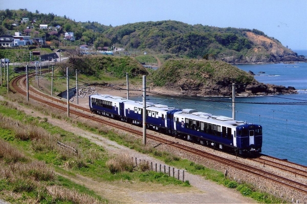 JR东日本推出「限定观光列车」登场！乘着品酒列车、甜点列车、观星列车，一起体验五官飨宴铁路之旅吧！