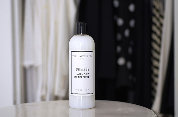 THE LAUNDRESS「十周年限定款No.10洗衣精」登场!从洗涤到穿上,温暖麝香始终相依温存!