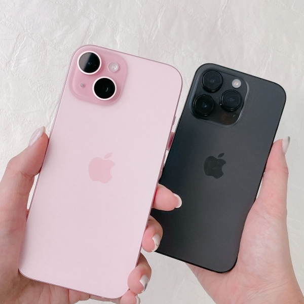 苹果iPhone 15 VS. iPhone 14 Pro该买哪支？相机功能、传输、重量差別一次看！