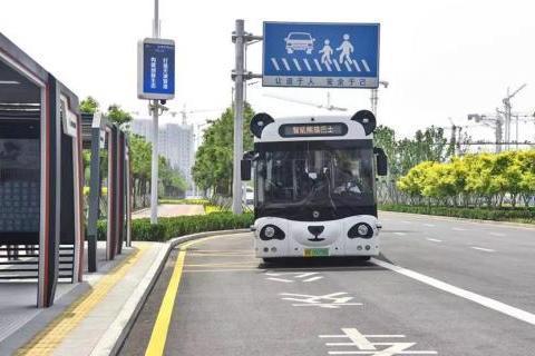 深兰科技熊猫智能公交累计行驶超20万公里 探路智能交通“深兰模式”