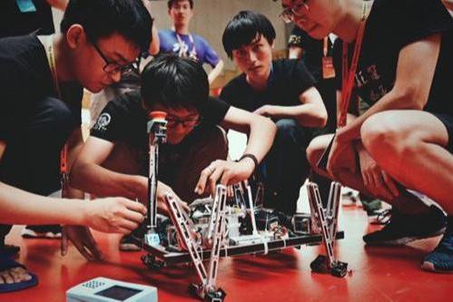  普渡科技宣布成立“PUDU-X”创新基金，为青年工程师筑梦未来