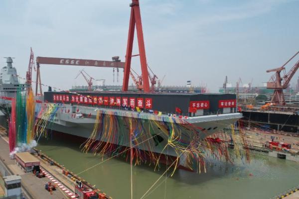 见证历史！中国第三艘航母已下水，命名福建舰，003号航母能顶几艘山东舰？