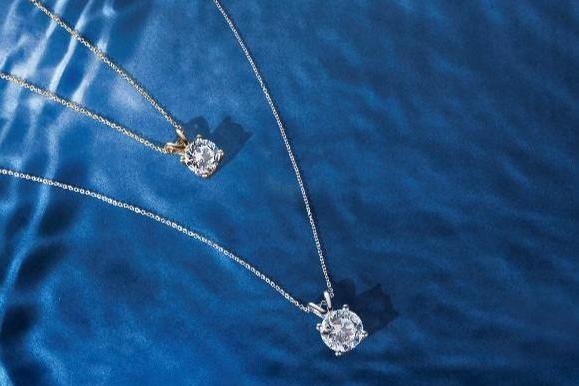 原即真我 | Blue Nile原系列钻石珠宝全新发布，耀目呈现