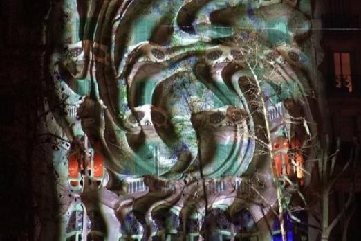 巴特罗之家（Casa Batlló）数字艺术投影 "万物结构" 