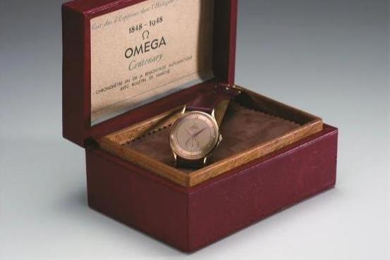 欧米茄经典款手表，怎么买都不会错