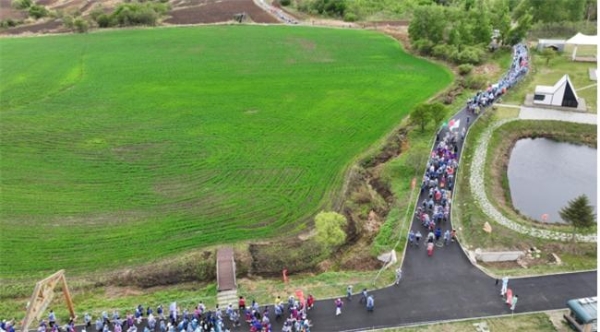 10万人参与“我要走”全国徒步联动日活动