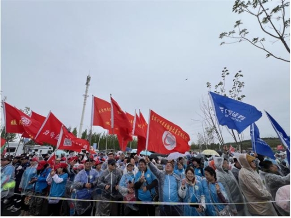 10万人参与“我要走”全国徒步联动日活动