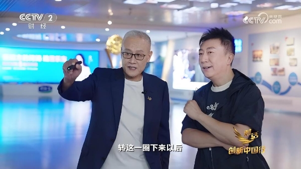 央视三度对话君乐宝，解码中国乳业的全产业链革命