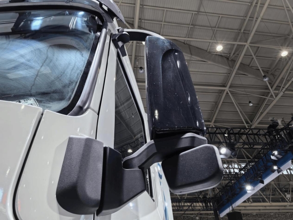 不玩虚的！东风天龙GX智能干线牵引车助新手秒变老司机 