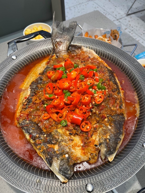 从青花椒到红花椒，半天妖深耕烤鱼口味创新，再证“头牌”实力