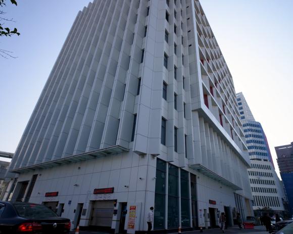 五年守护“停车自由”！深圳伟创建成东阳市妇幼保健院智能车库