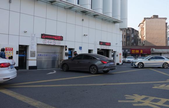 五年守护“停车自由”！深圳伟创建成东阳市妇幼保健院智能车库