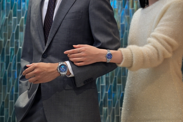 圣诞挚礼，西铁城真爱系列情侣对表 