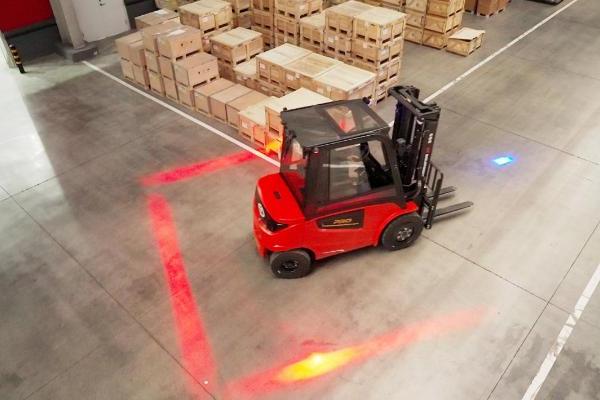 电动叉车如何选？中力第四代油改电锂电叉车实力拉满 