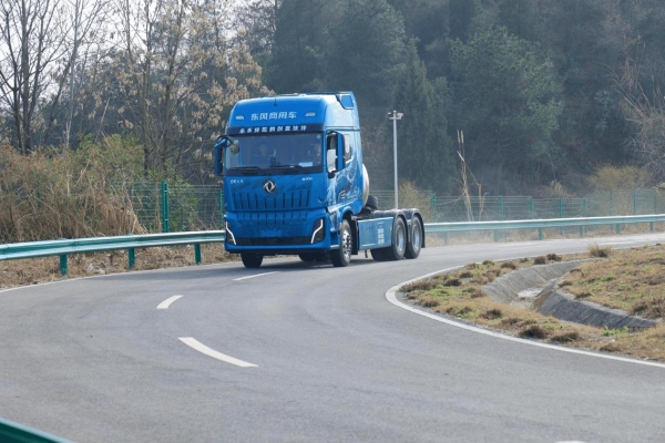 天龙哥十年盛典 打出新能源生态与产品组合拳 