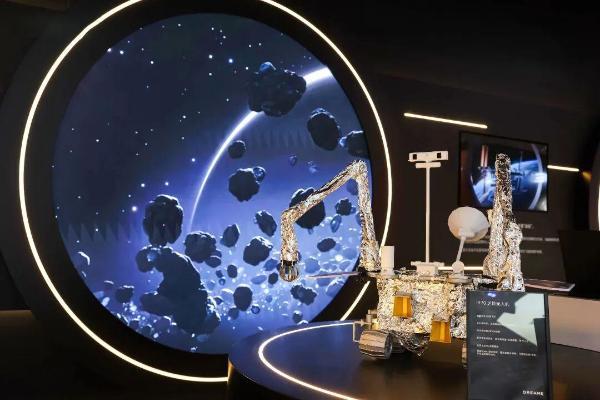 对话许知远，觅星光年获得《十三邀》制作人高度认可