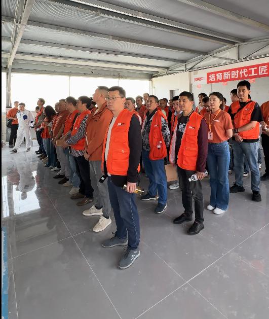 圆满收官｜快装巴士供应链赋能培训落幕，新工艺新材料筑牢48小时极速翻新硬实力 