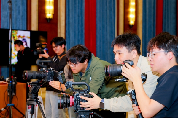 2026年4月24日 佳能青年影像学院开学啦