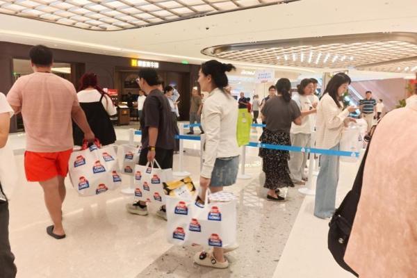 新鲜零食“原创者”金粒门无锡首店开业