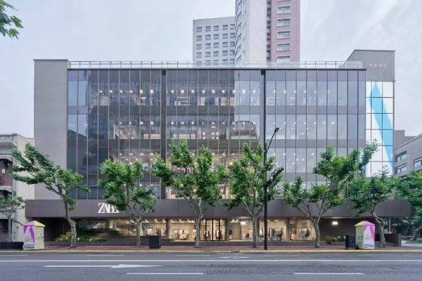 ZARA在上海开出最新旗舰店，我们去看了看