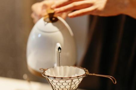 “喜茶 工艺”全国首店落地广州石牌桥