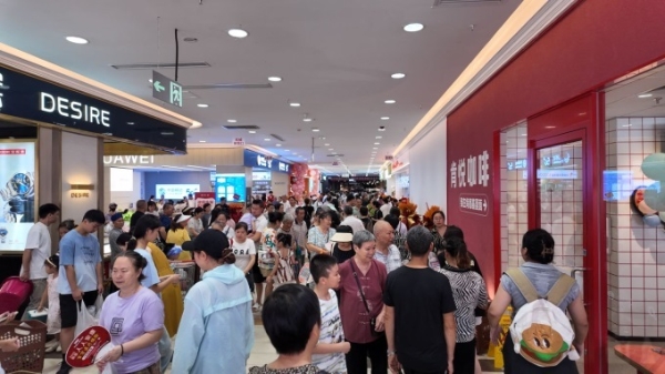 经过1个月筹备，达州世纪隆生活广场三里店调改开业