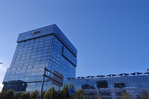 京东集团2026年上半年收入6621亿