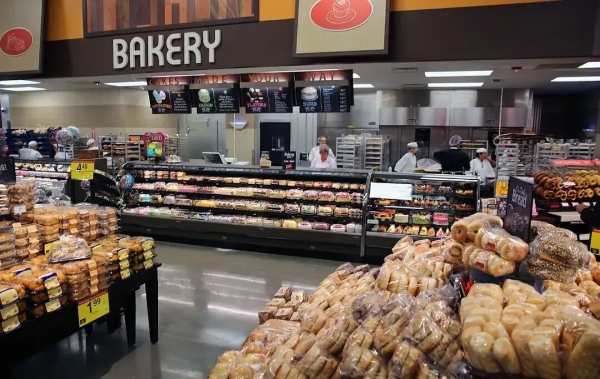 小店时代，美国第二大食品零售商克罗格为何押注“大店”？