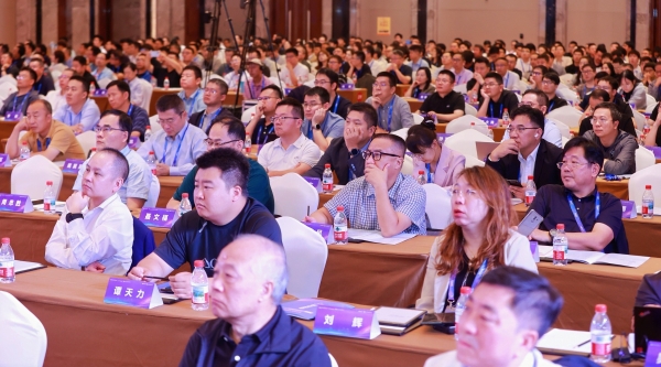2026中国汽车工程学会越野车技术分会第十八届学术年会暨2026先进越野系统科学与技术年会暨2026中国汽车工程学会底盘集成技术分会学术年会圆满闭幕