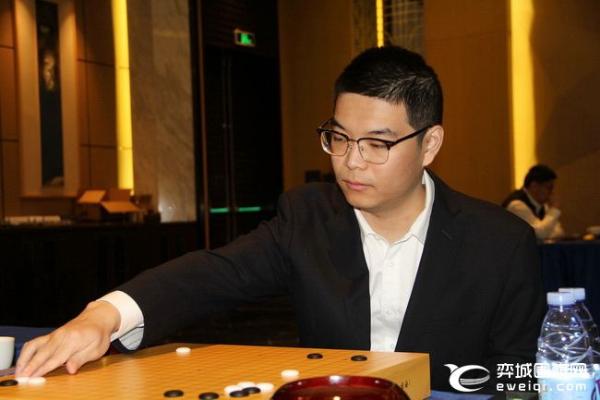 大棋士赛半决赛开战：辜梓豪VS芈昱廷 彭立尧VS丁浩