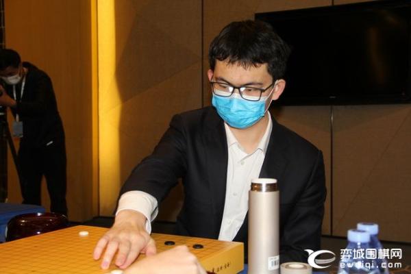 大棋士赛半决赛开战：辜梓豪VS芈昱廷 彭立尧VS丁浩