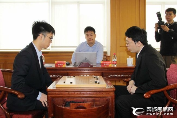 倡棋杯首輪于之瑩屠龍勝李欽誠 20日柯潔丁浩等出戰