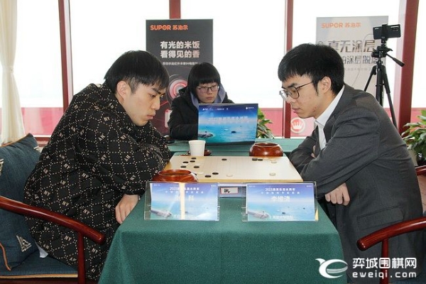 谢科两步棋瞬间遭逆转 苏泊尔主将负上海无缘第一