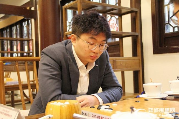 西南棋王赛柯洁完胜丁浩三进决赛 将与范廷钰争冠