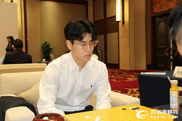 春兰杯首轮五位中国棋手晋级 韩国三人出战均遭淘汰