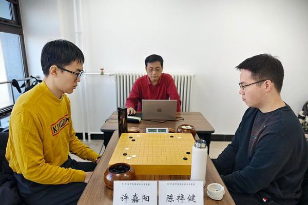 棋王争霸赛补赛陈梓健遭淘汰 范廷钰获八强最后席位