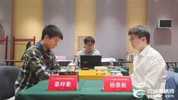 谢科罚四点憾负连笑 王星昊芈昱廷等晋级倡棋杯八强