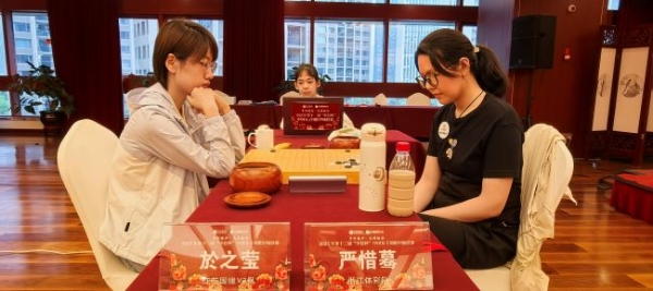 女甲第五轮唐嘉雯战胜吴依铭 成都银行升至第二