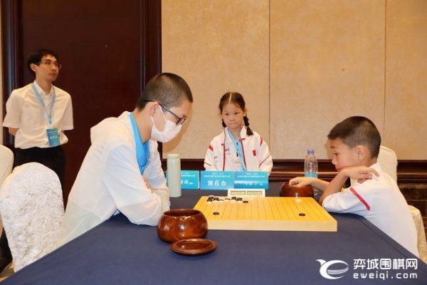 首届嘉兴周懒予杯全国新锐围棋公开赛在嘉兴开幕