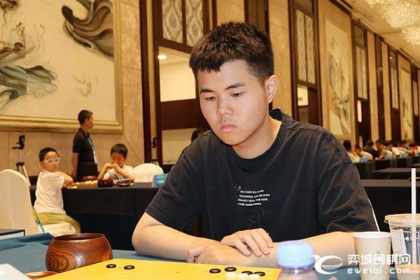 嘉兴周懒予杯接近尾声 周子弈许一笛戴琪高并驾齐驱