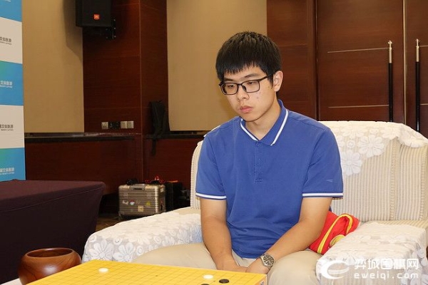 深圳龙华赛季首个主场 柯洁沈沛然联手战平上海清一