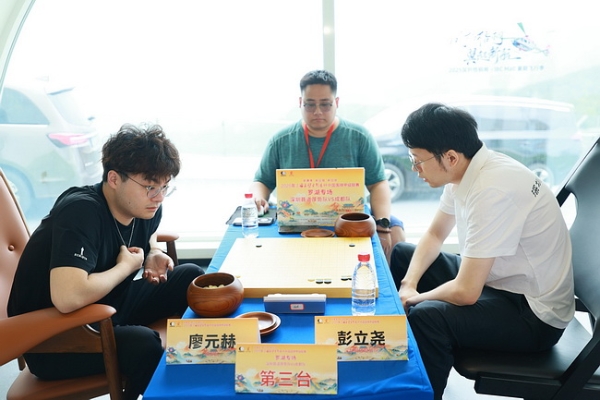 围甲：苏泊尔零封杭智 杨楷文党毅飞激战超400手